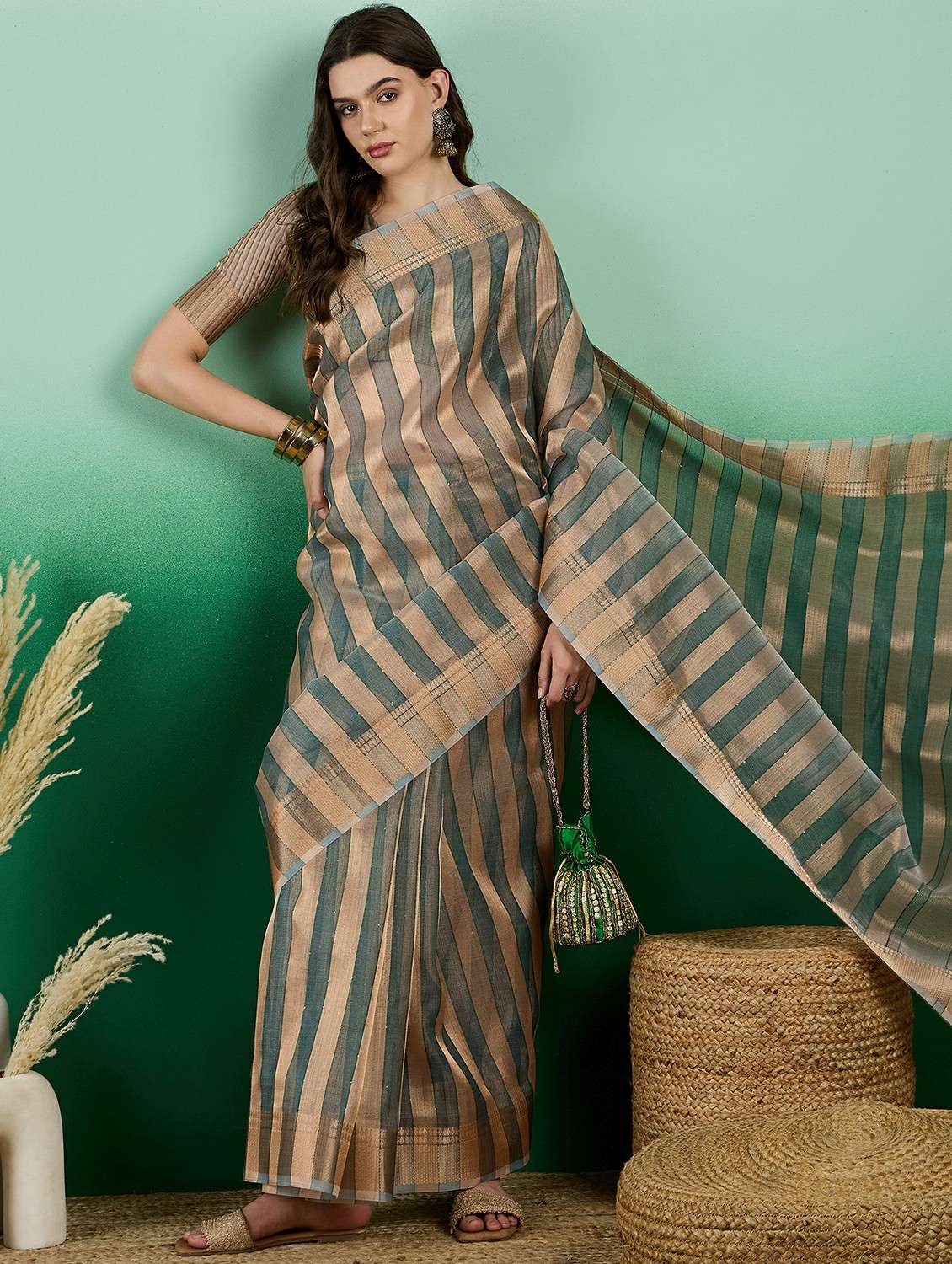 women striped bordered saree with blouse