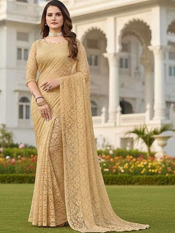 women self design plain saree with blouse