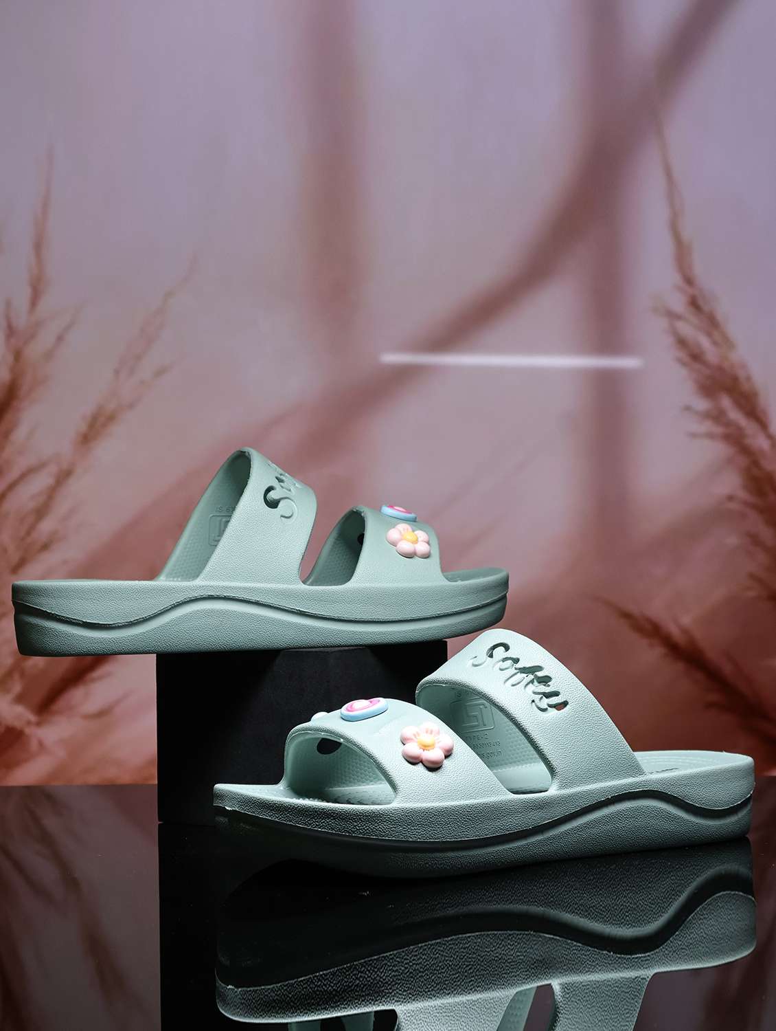 women blue slippers flip flop