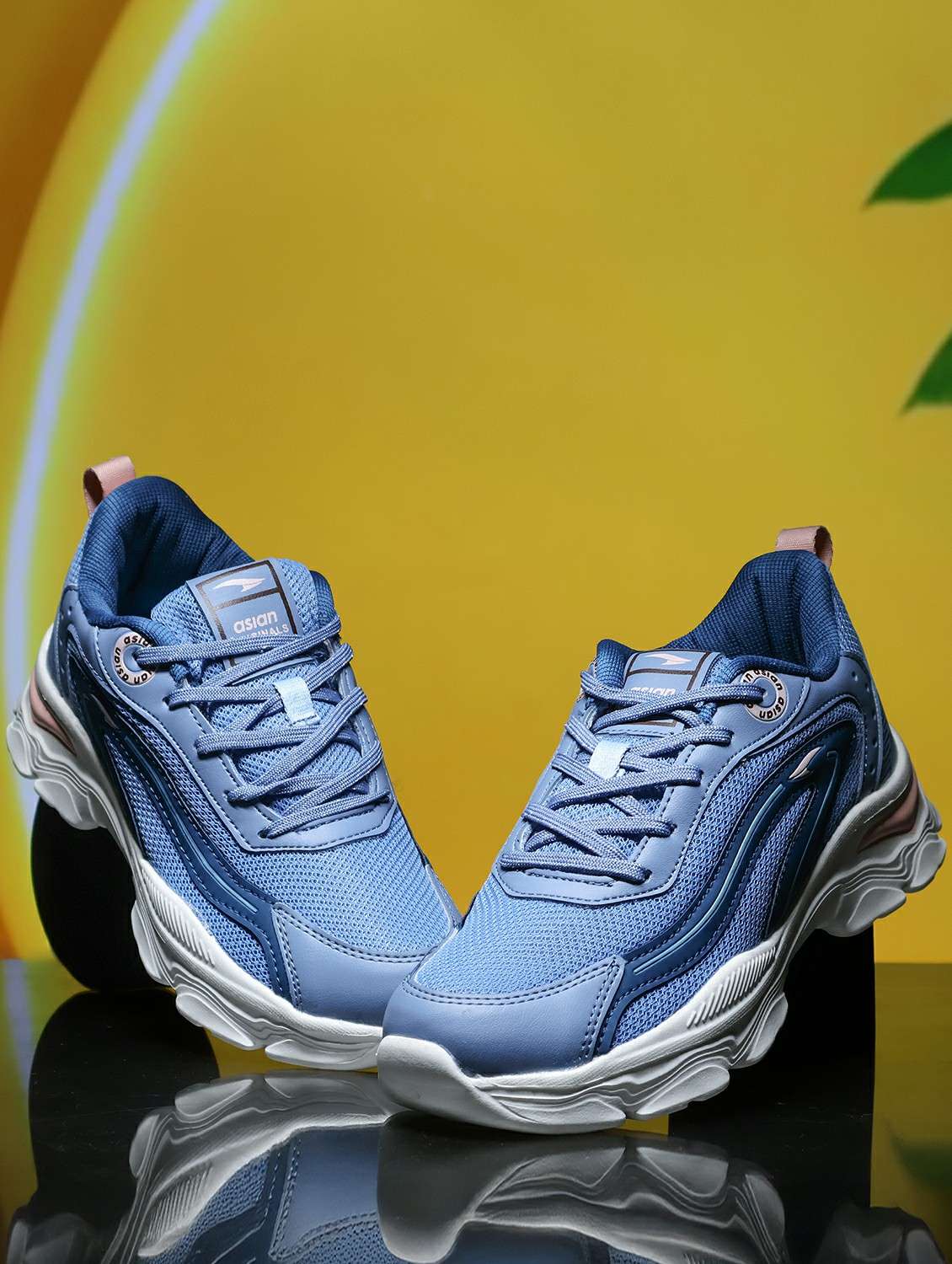 women blue lace-up sports shoe