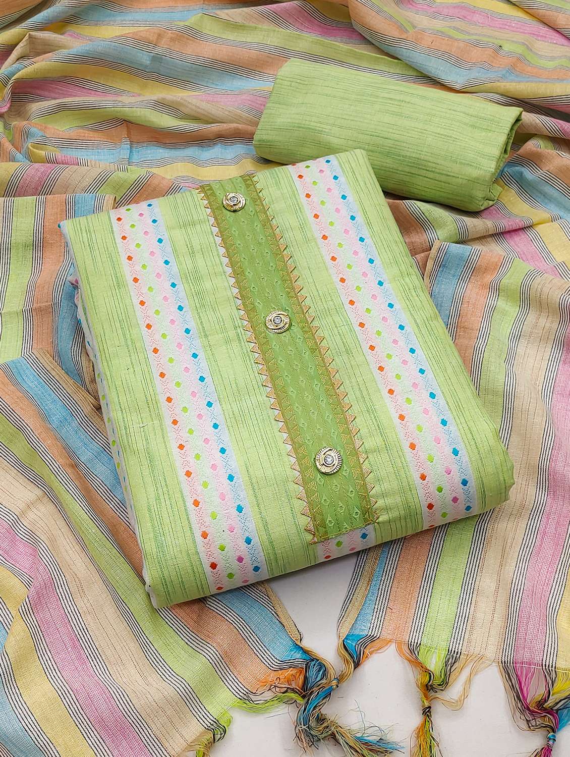 women self design unstitched suit set