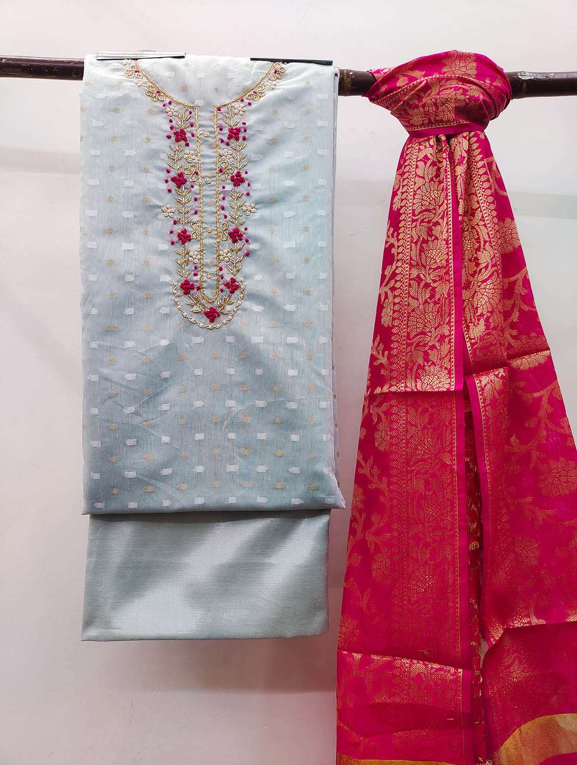 women self design unstitched suit set - 22429819 -  Standard Image - 3