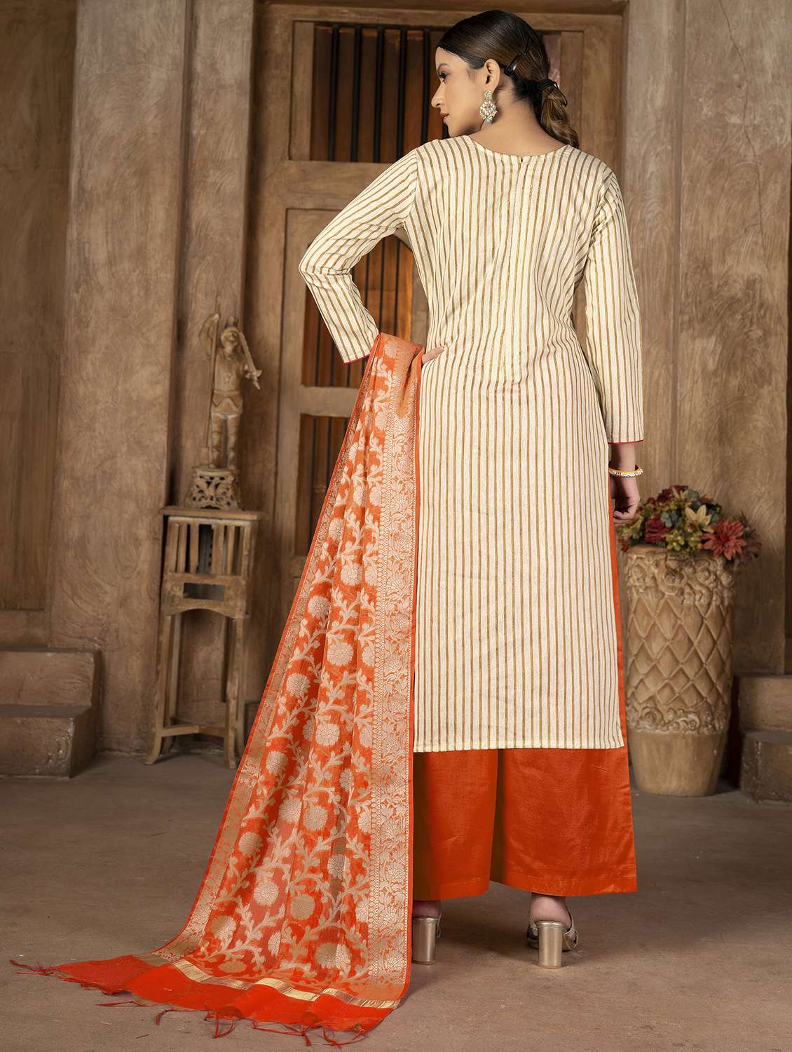 women striped unstitched suit set - 22429831 -  Standard Image - 3