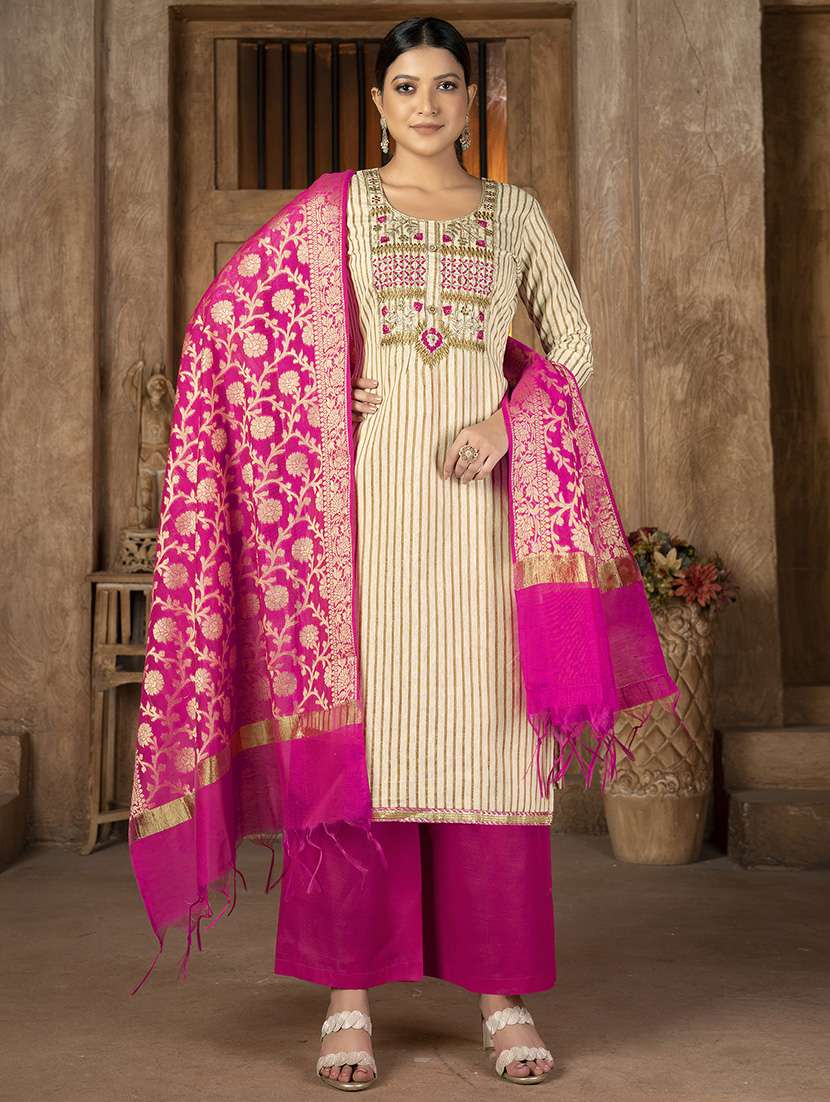 women striped unstitched suit set