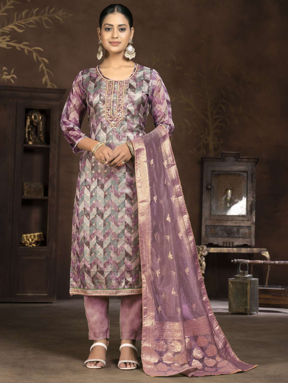 women printed unstitched suit set