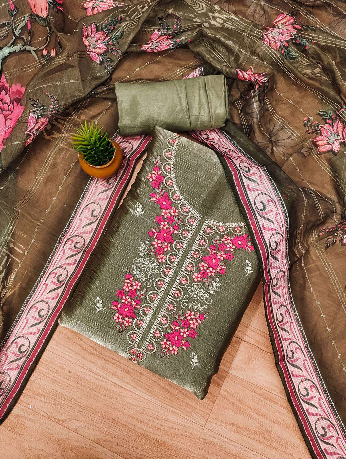 women solid with work unstitched suit set