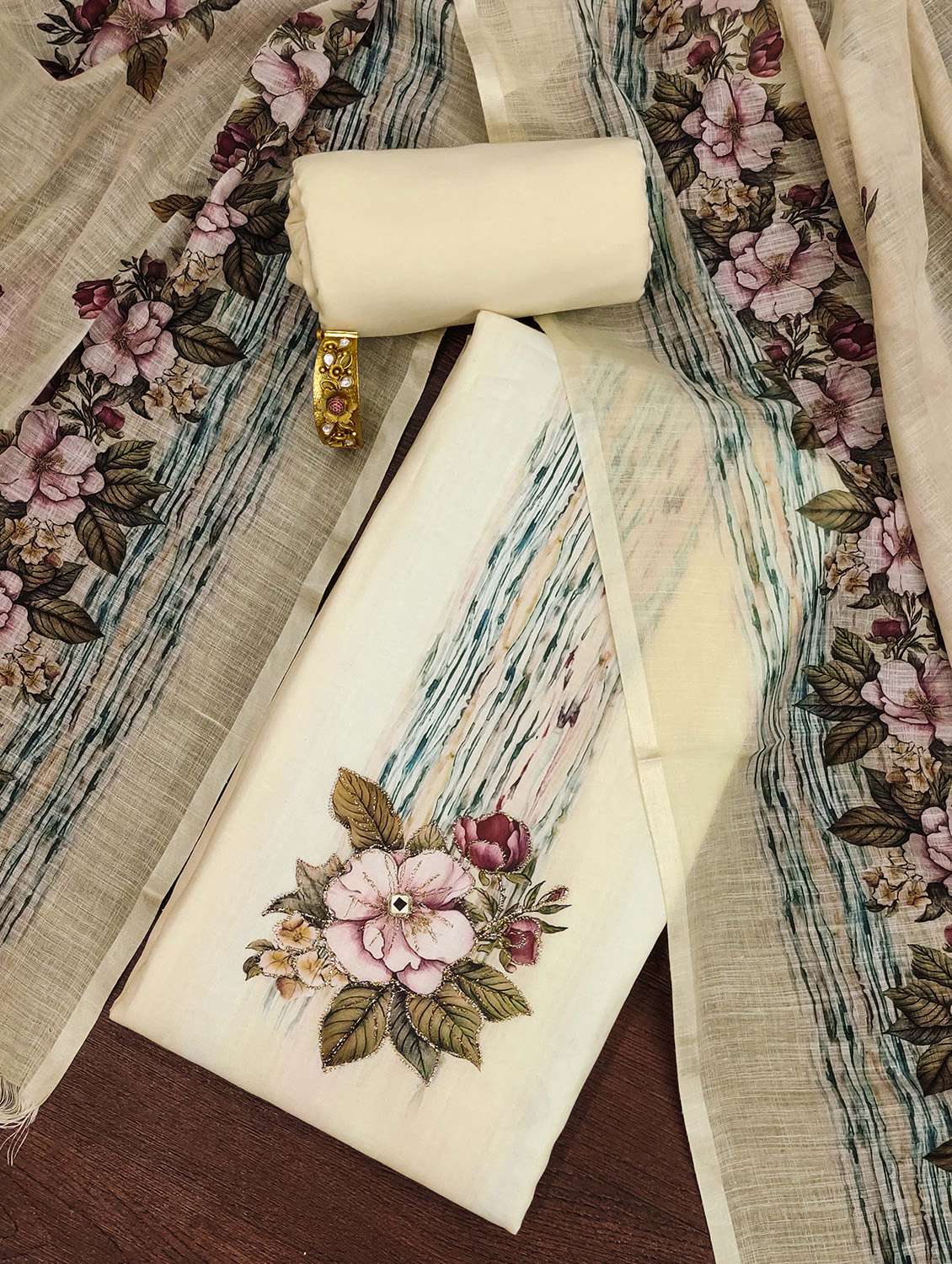 women floral printed unstitched suit set