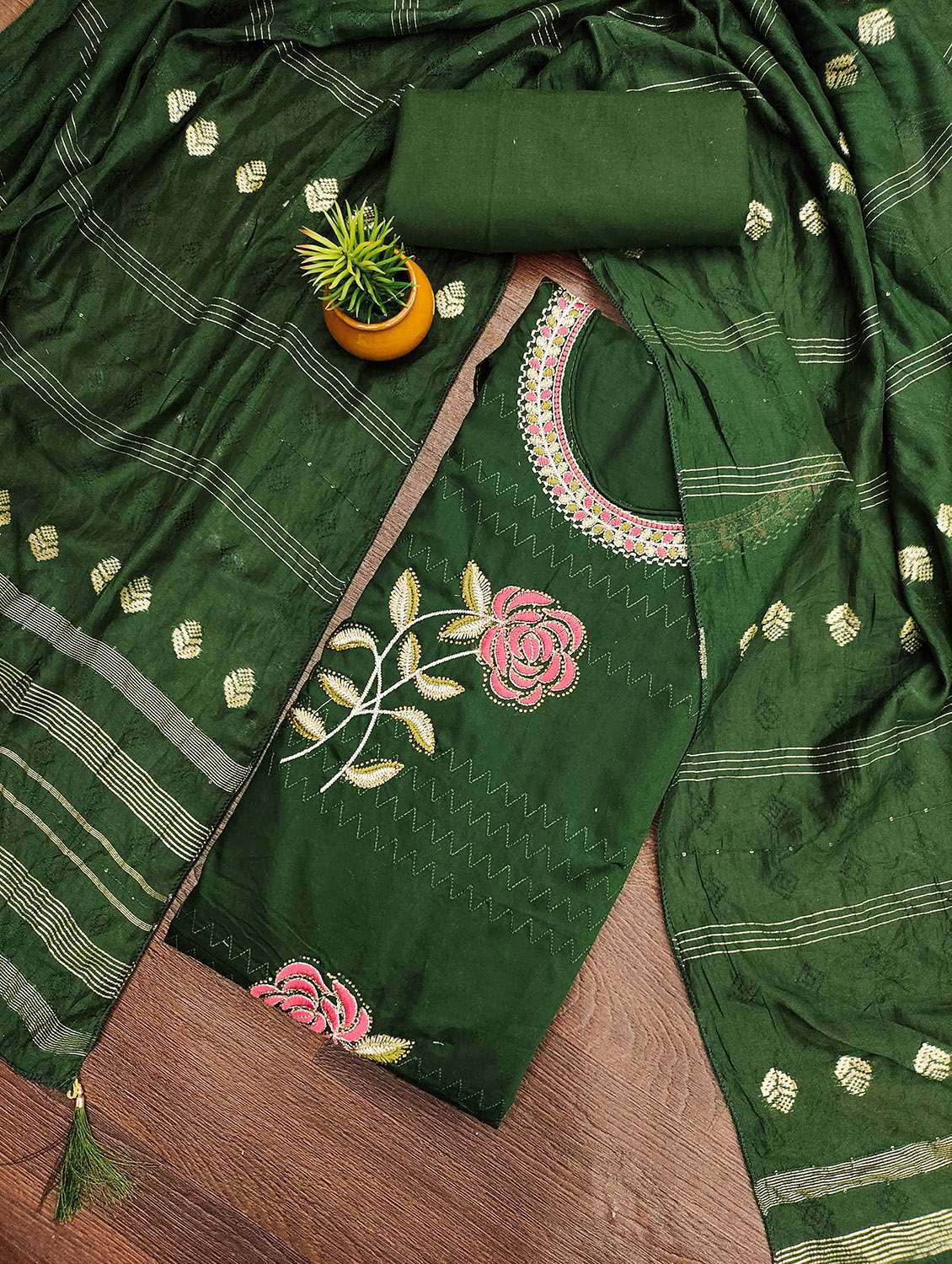 women solid with work unstitched suit set