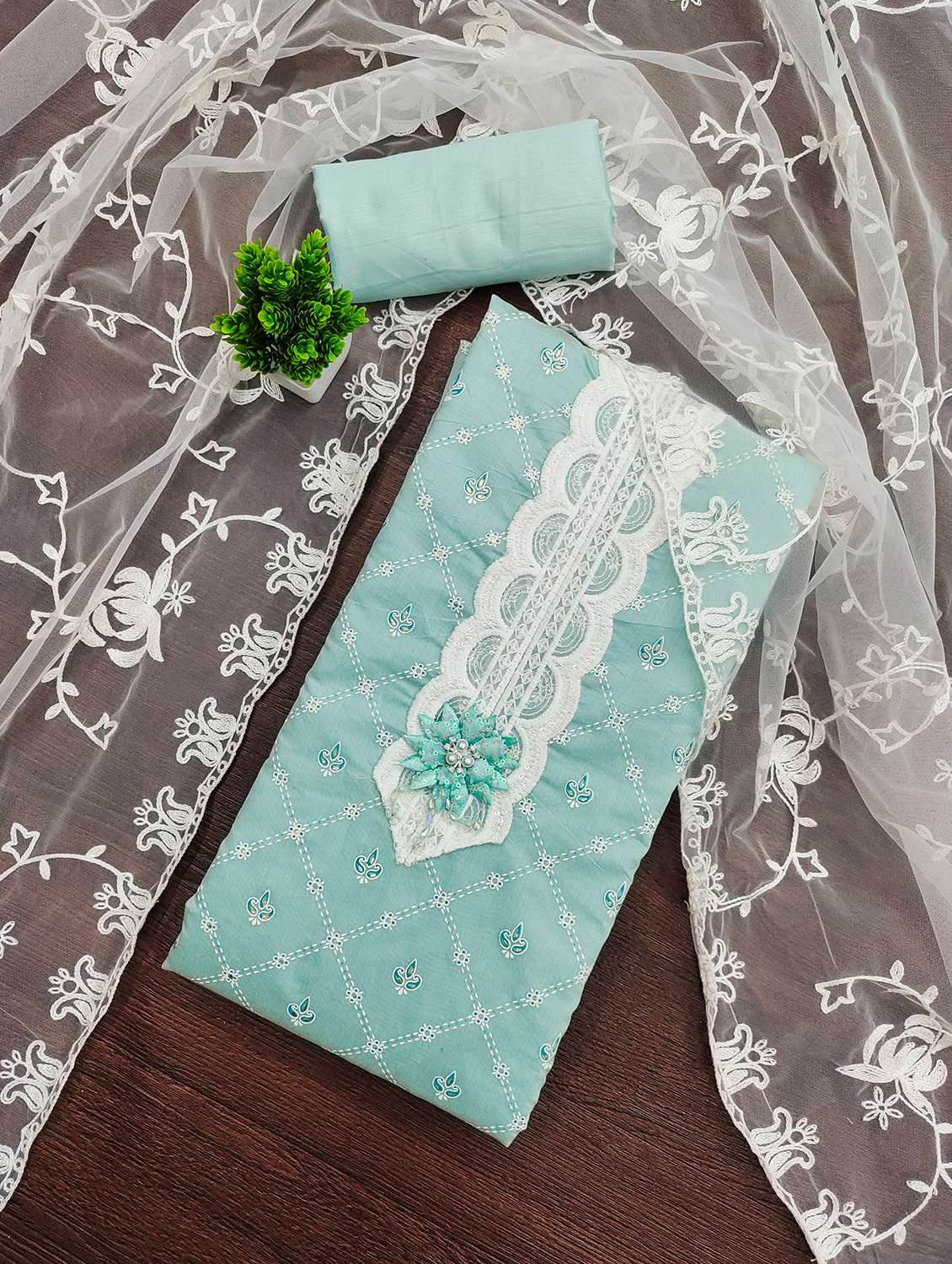 women printed unstitched suit set