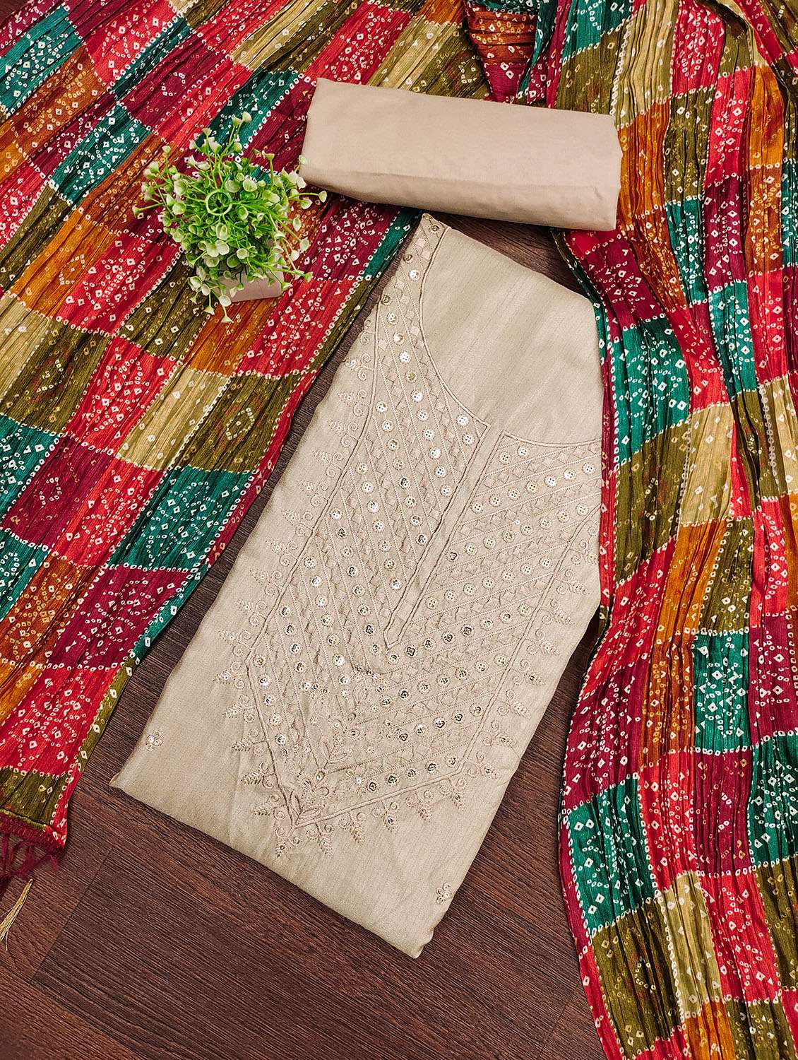 women solid with work unstitched suit set - 22430633 -  Standard Image - 3