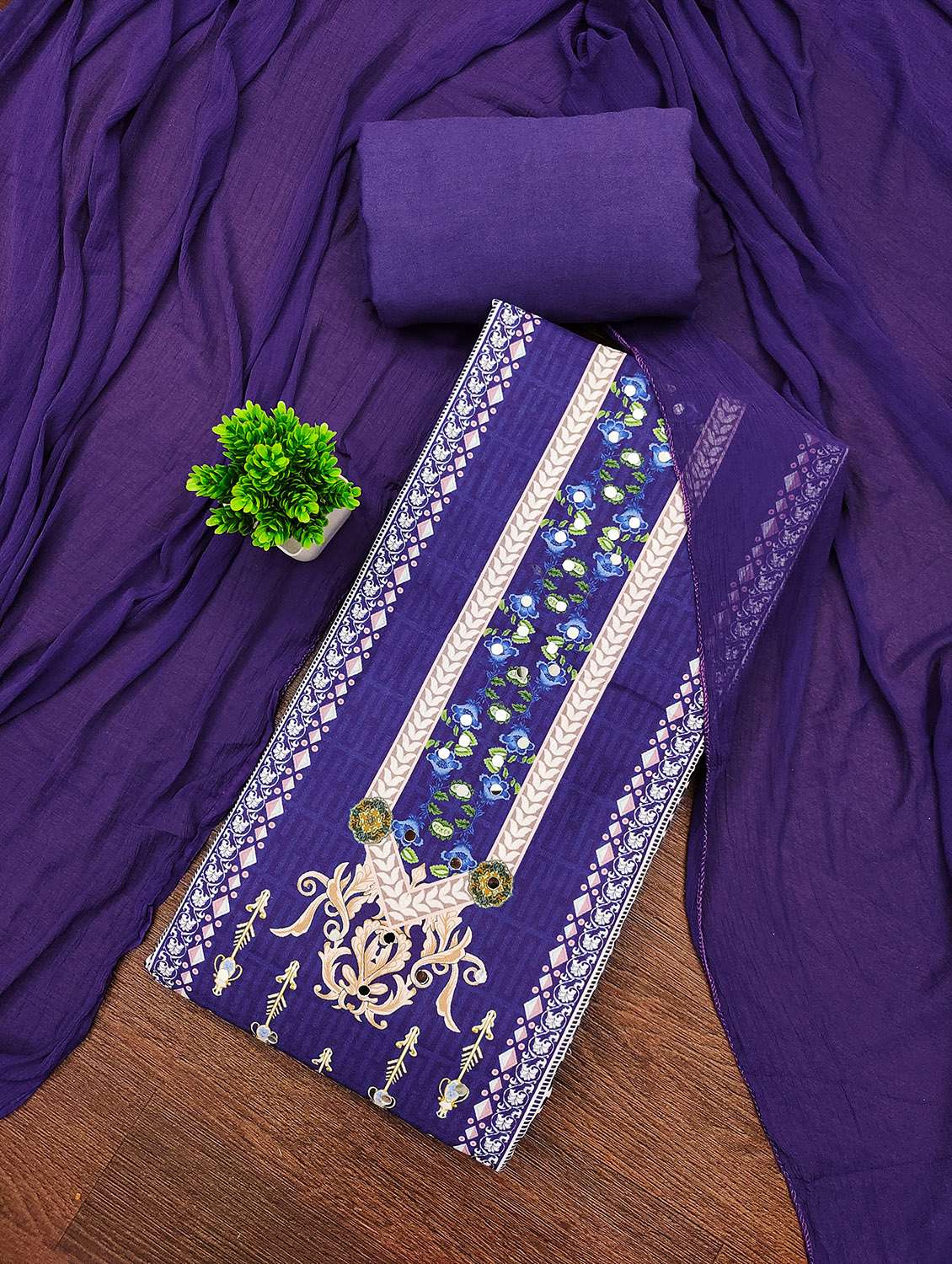 women printed unstitched suit set