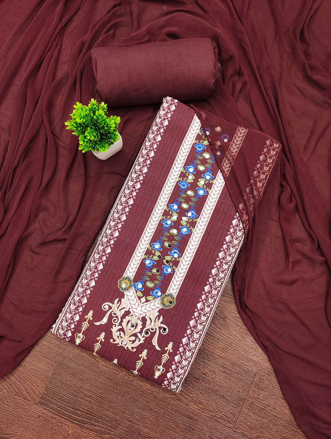 women printed unstitched suit set