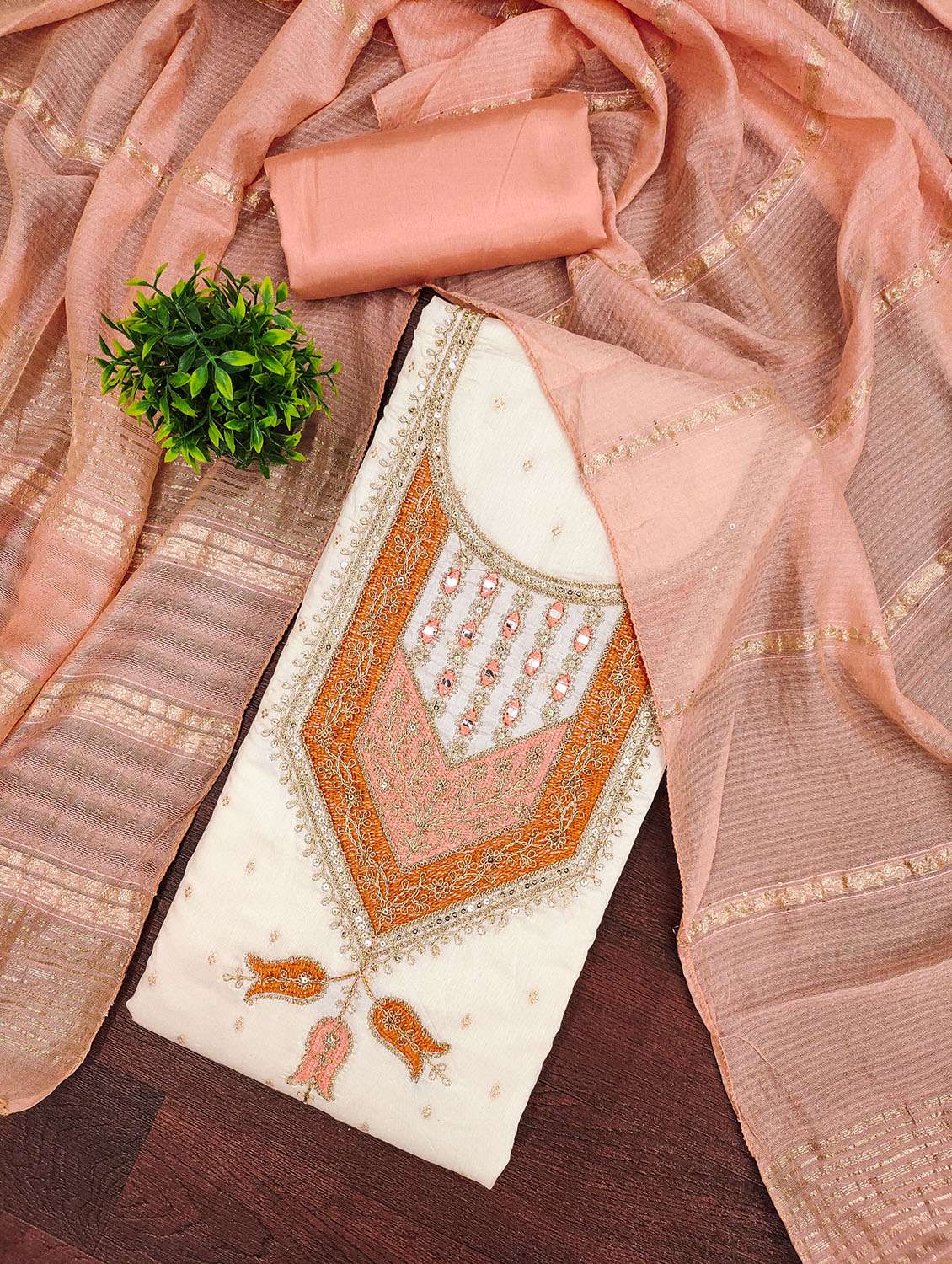 women self design unstitched suit set