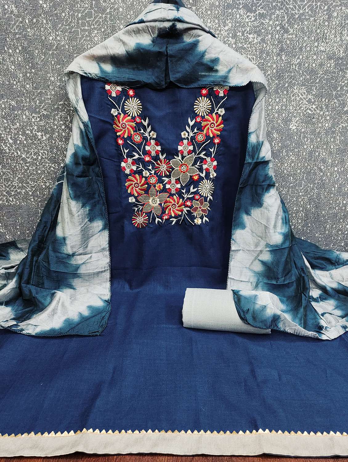 women solid with work unstitched suit set - 22431532 -  Standard Image - 3