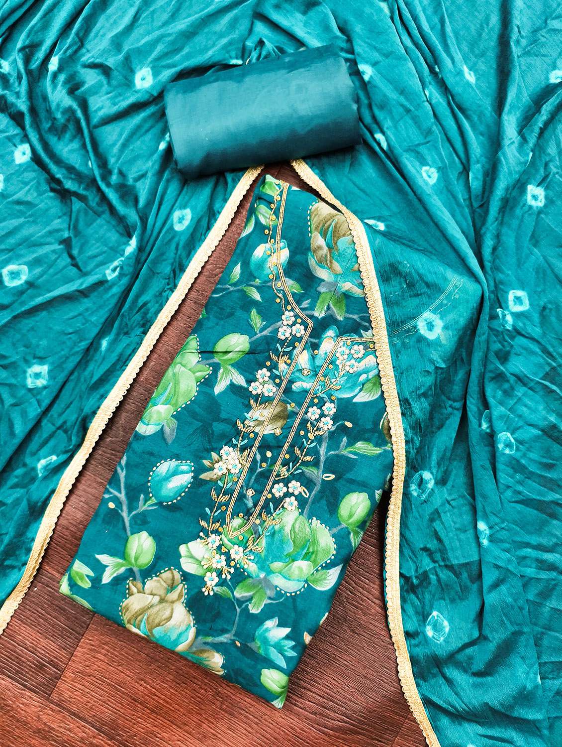 women floral printed unstitched suit set