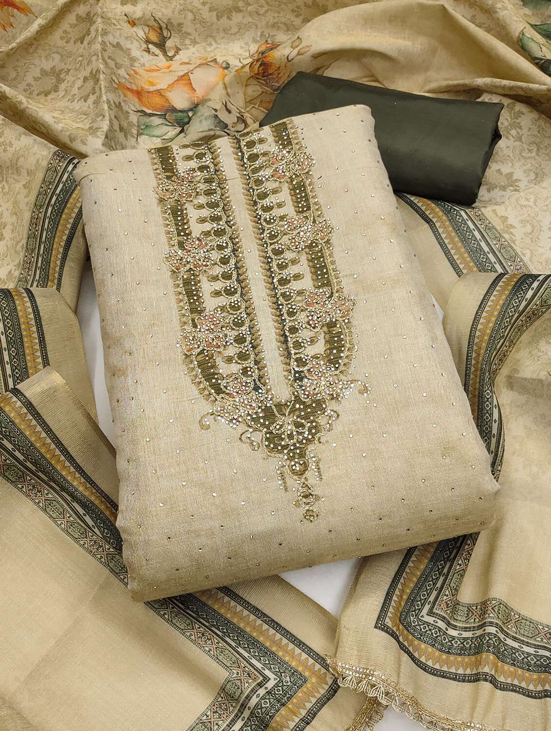 women printed unstitched suit set - 22431724 -  Standard Image - 3