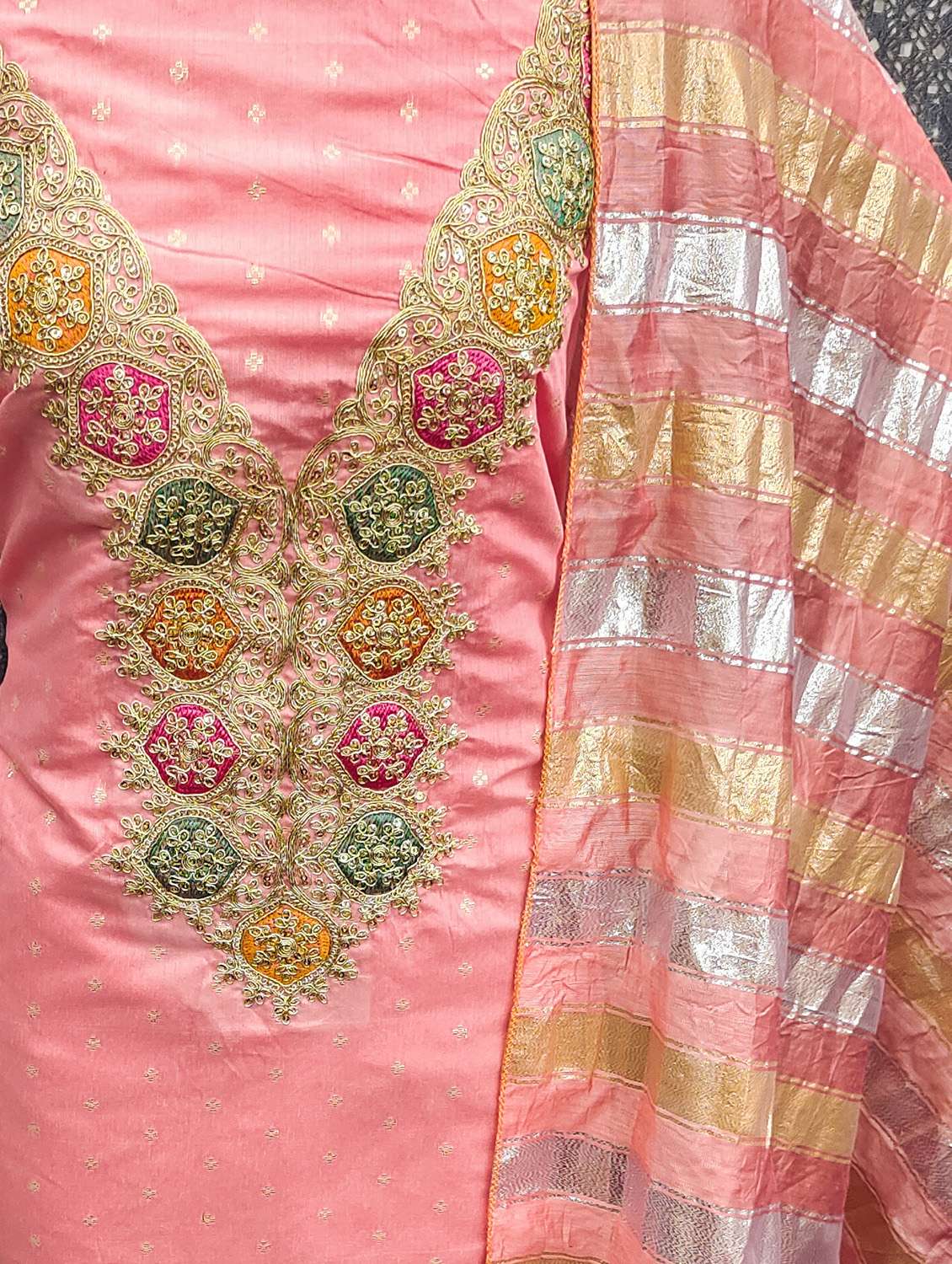 women self design unstitched suit set - 22432110 -  Standard Image - 3