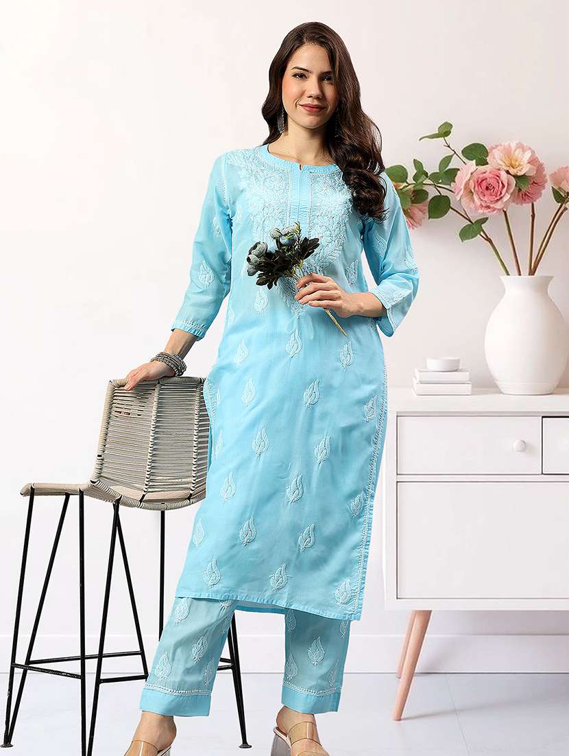 women chikankari three quarter sleeve kurta pant set