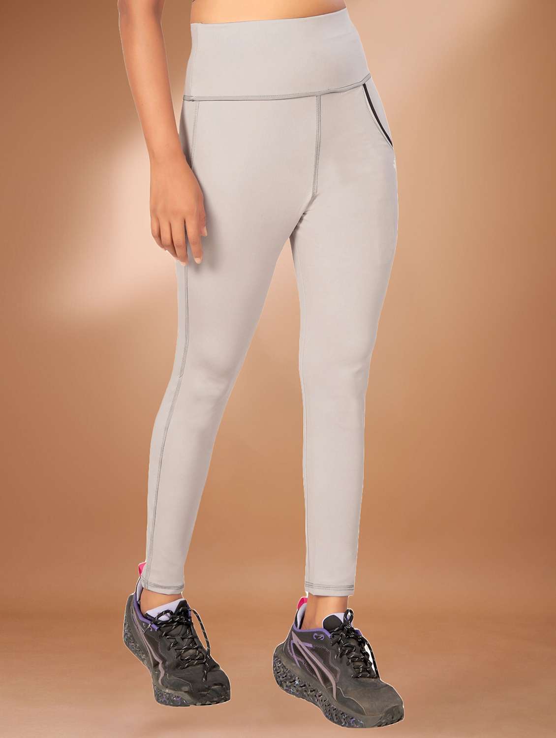 women solid mid rise yoga pants