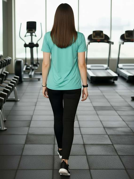 women light blue lycra blend plain t-shirt - 22432820 -  Standard Image - 5