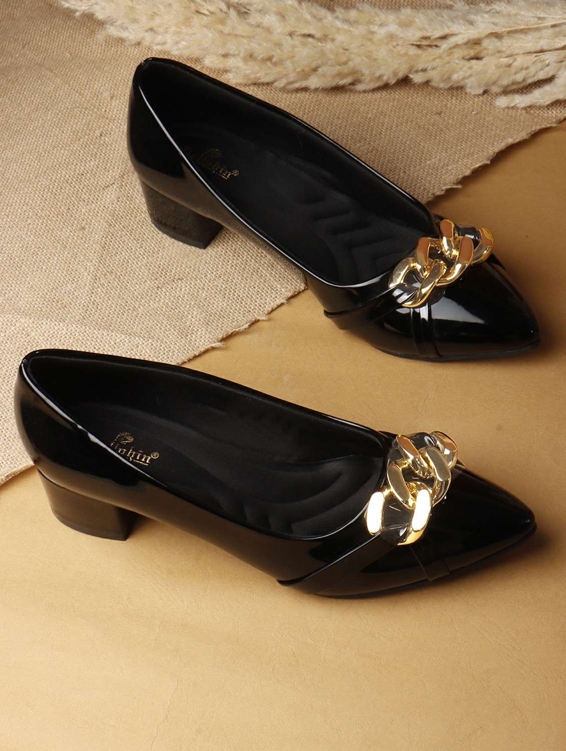 women black slip on pump