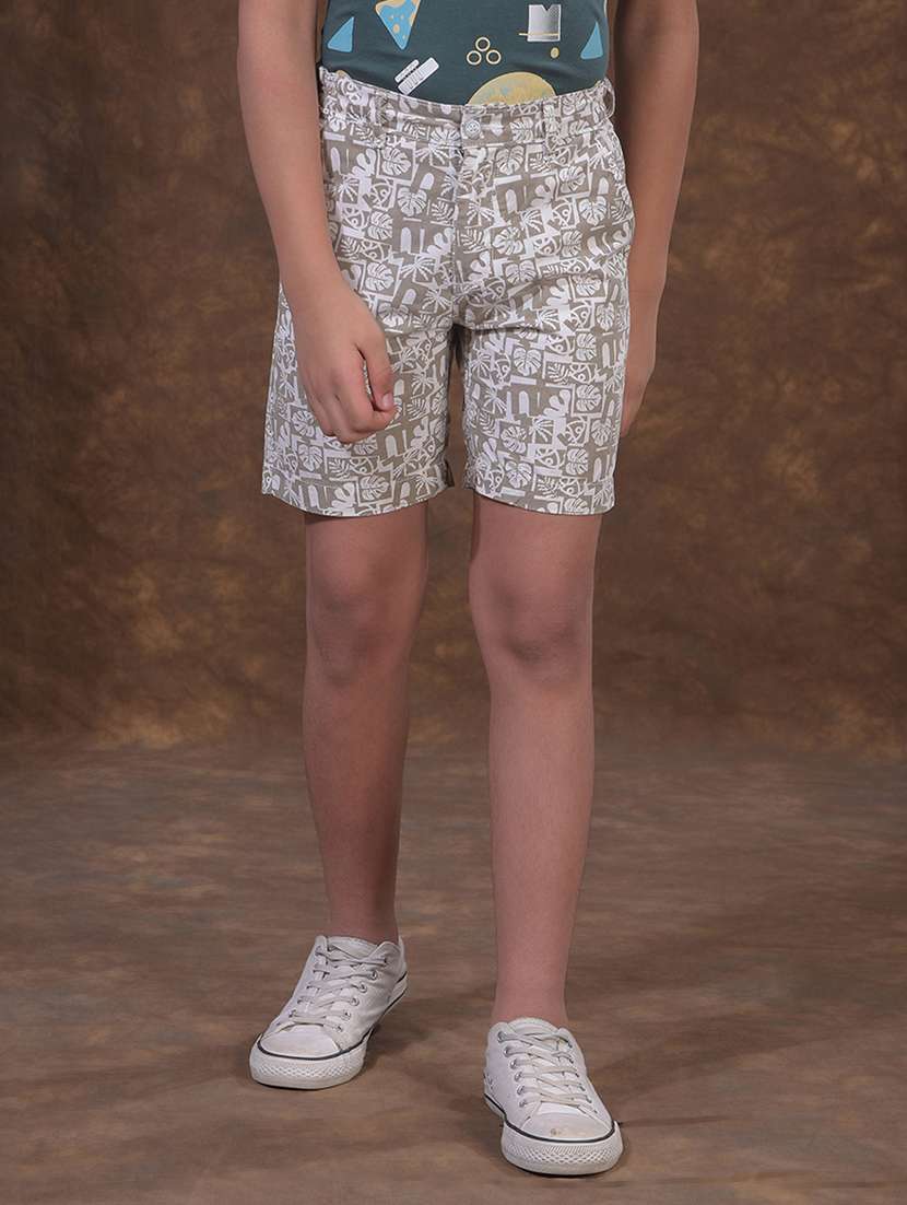 boys printed mid rise shorts
