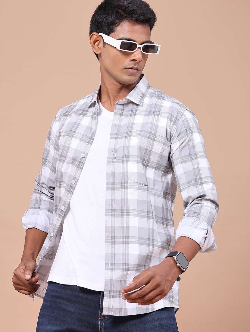 men checkered long sleeves casual shirt