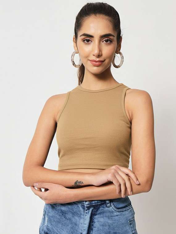 women solid sleeveless crop top