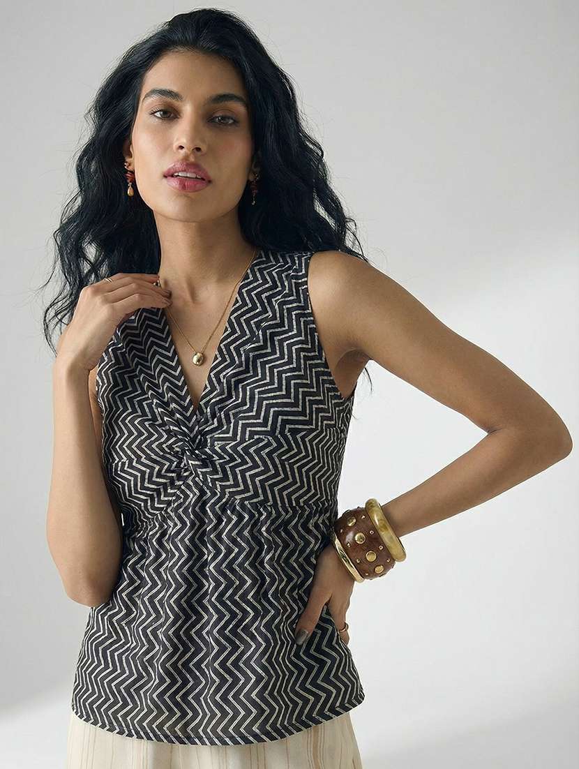 women printed sleeveless a-line top