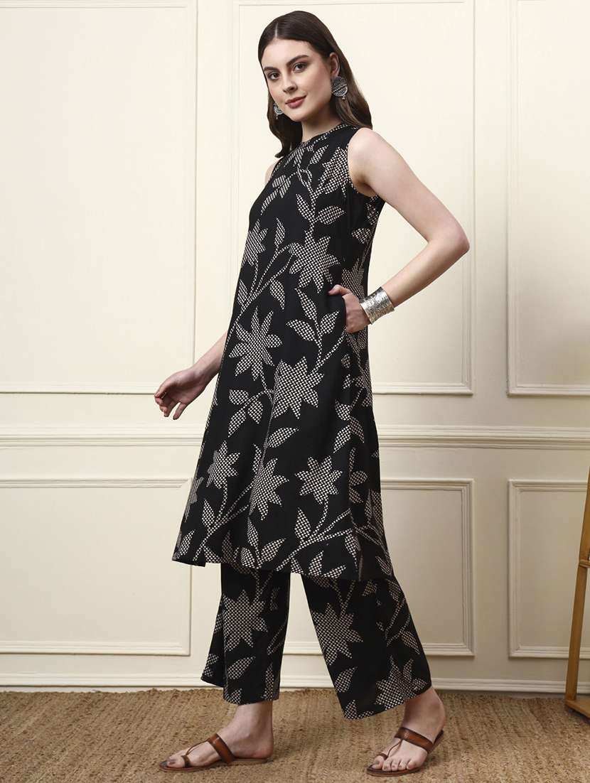 Black Rayon Top And Trouser Set Coord - 22437161 -  Standard Image - 3