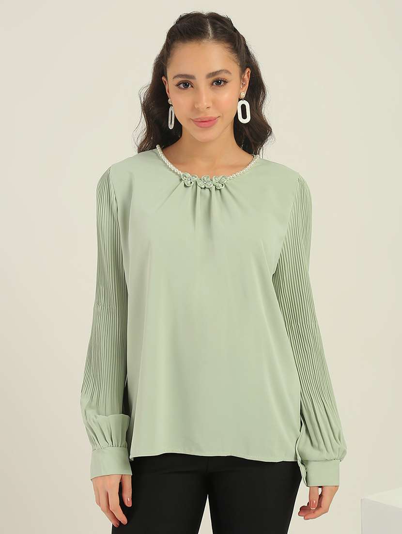 women green solid  long sleeves top