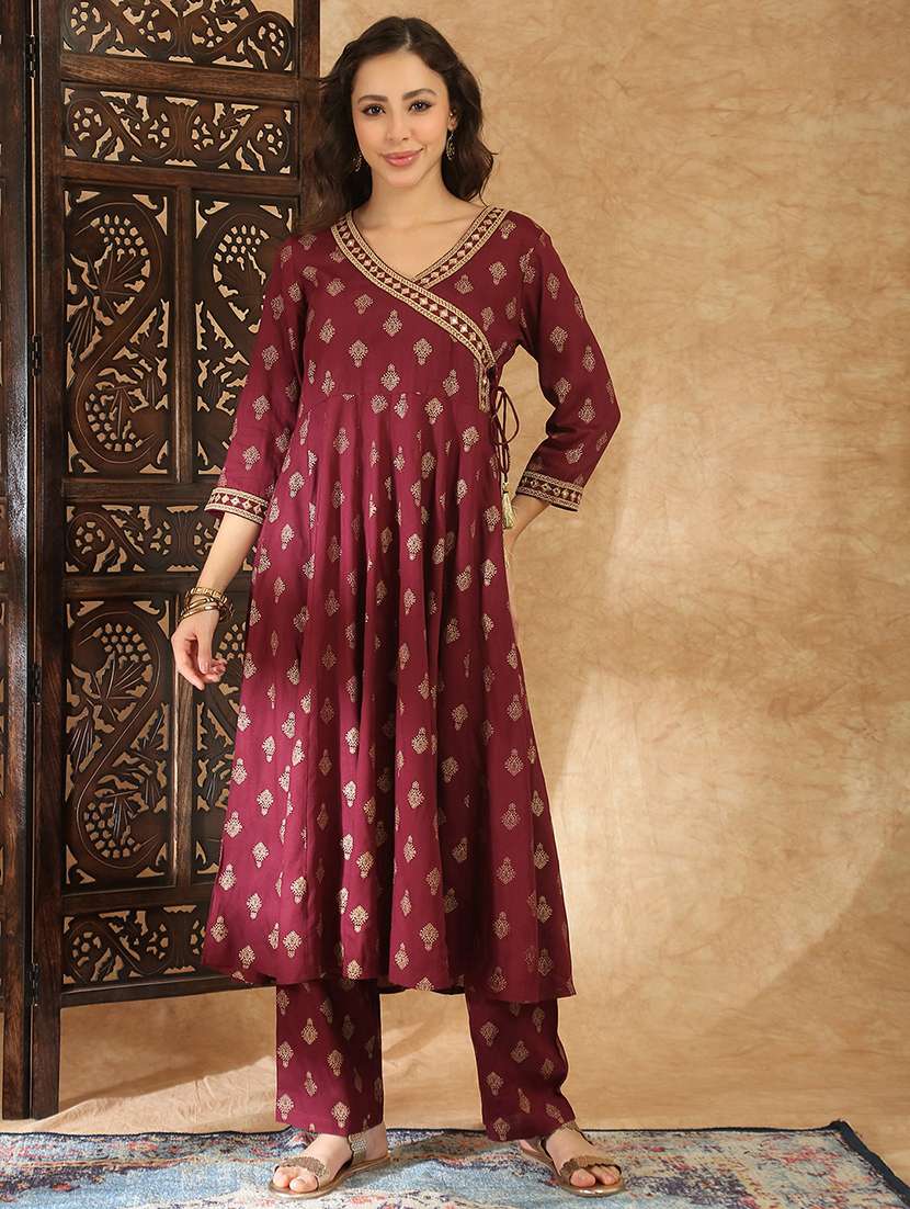 women burgundy kurta pant set