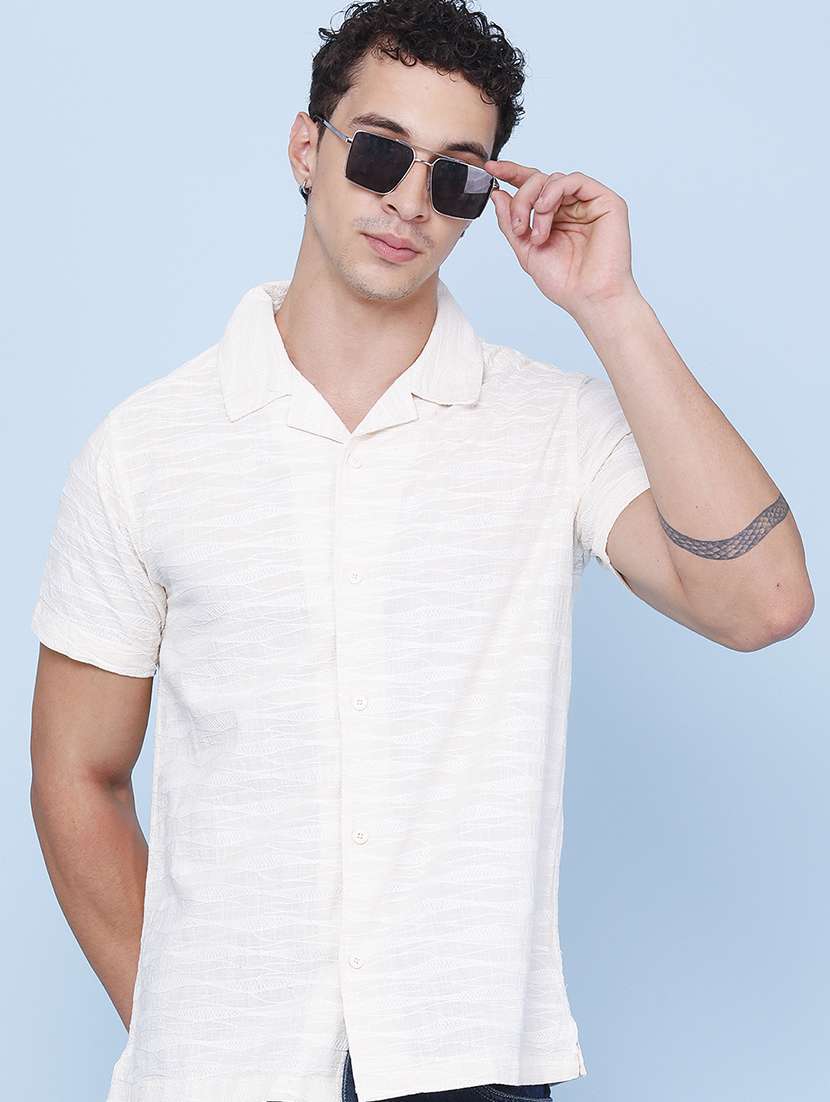 men embroidered short sleeves casual shirt