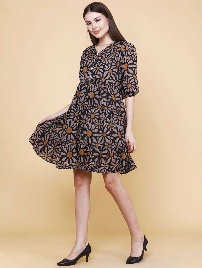 women printed v neck tiered dress - 22438995 -  Standard Image - 3