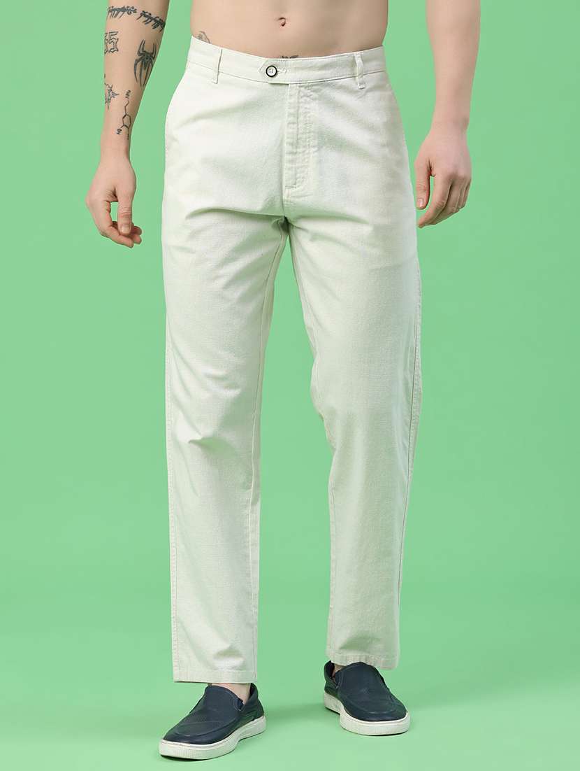 men solid mid rise chinos casual trouser