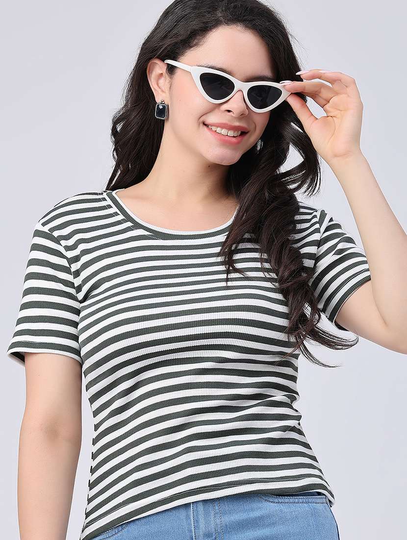 women printed round neck regular t-shirt