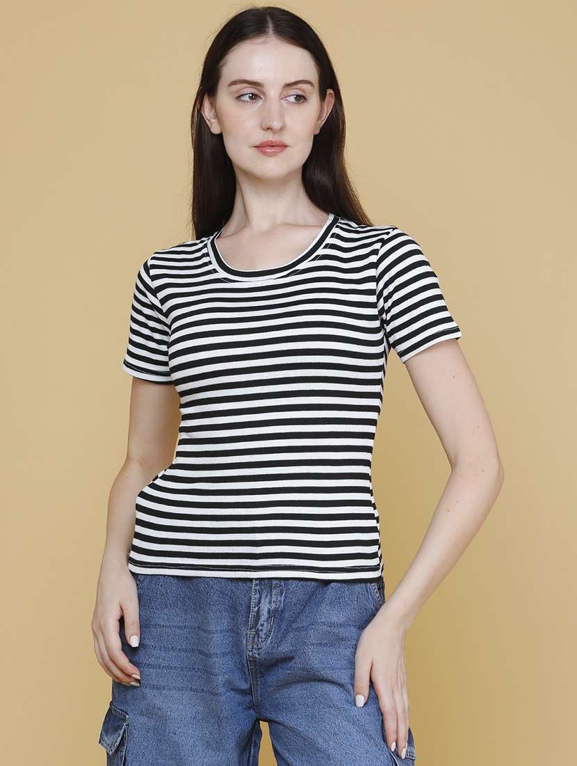 women printed round neck regular t-shirt - 22439583 -  Standard Image - 3