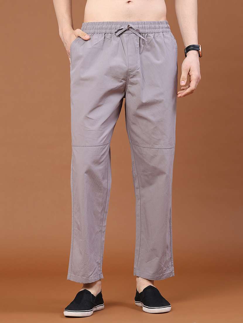 men solid mid rise regular fit track pant