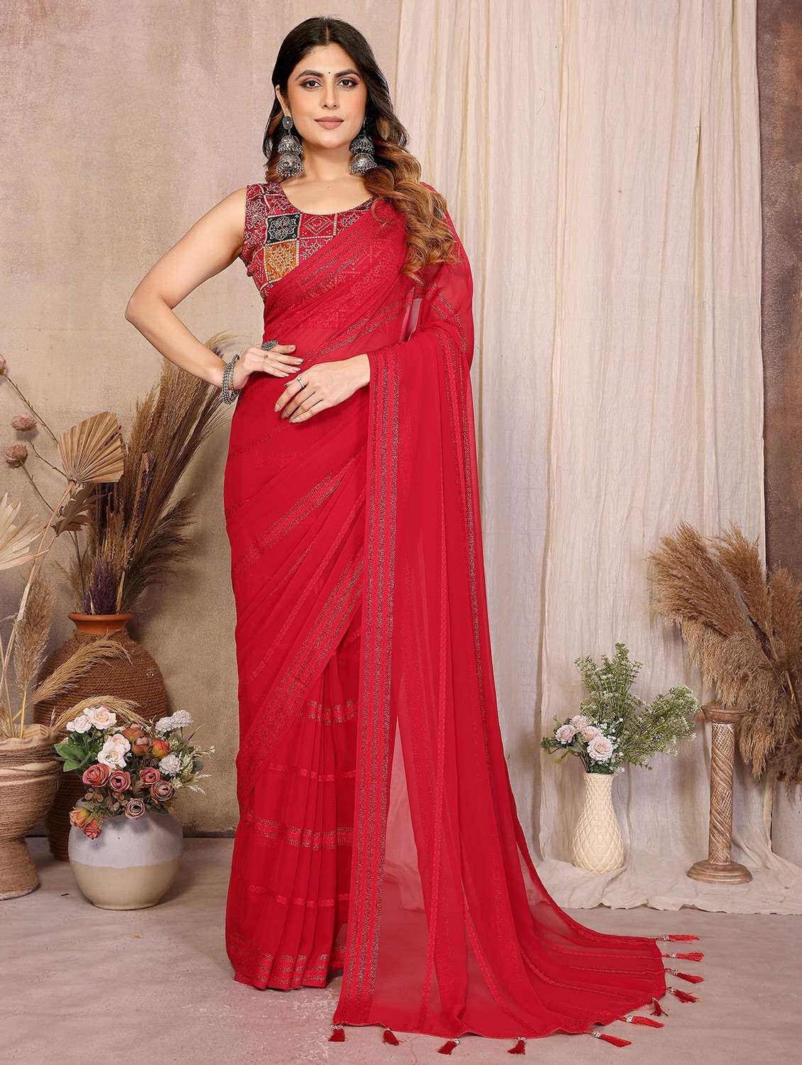women self design plain saree with blouse