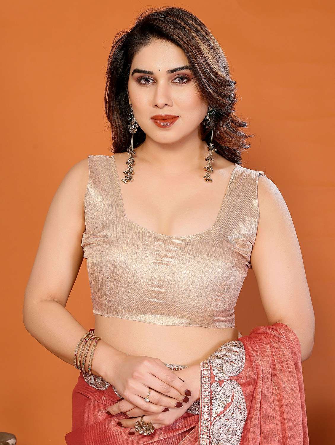 women solid with bordered saree with blouse - 22439671 -  Standard Image - 5