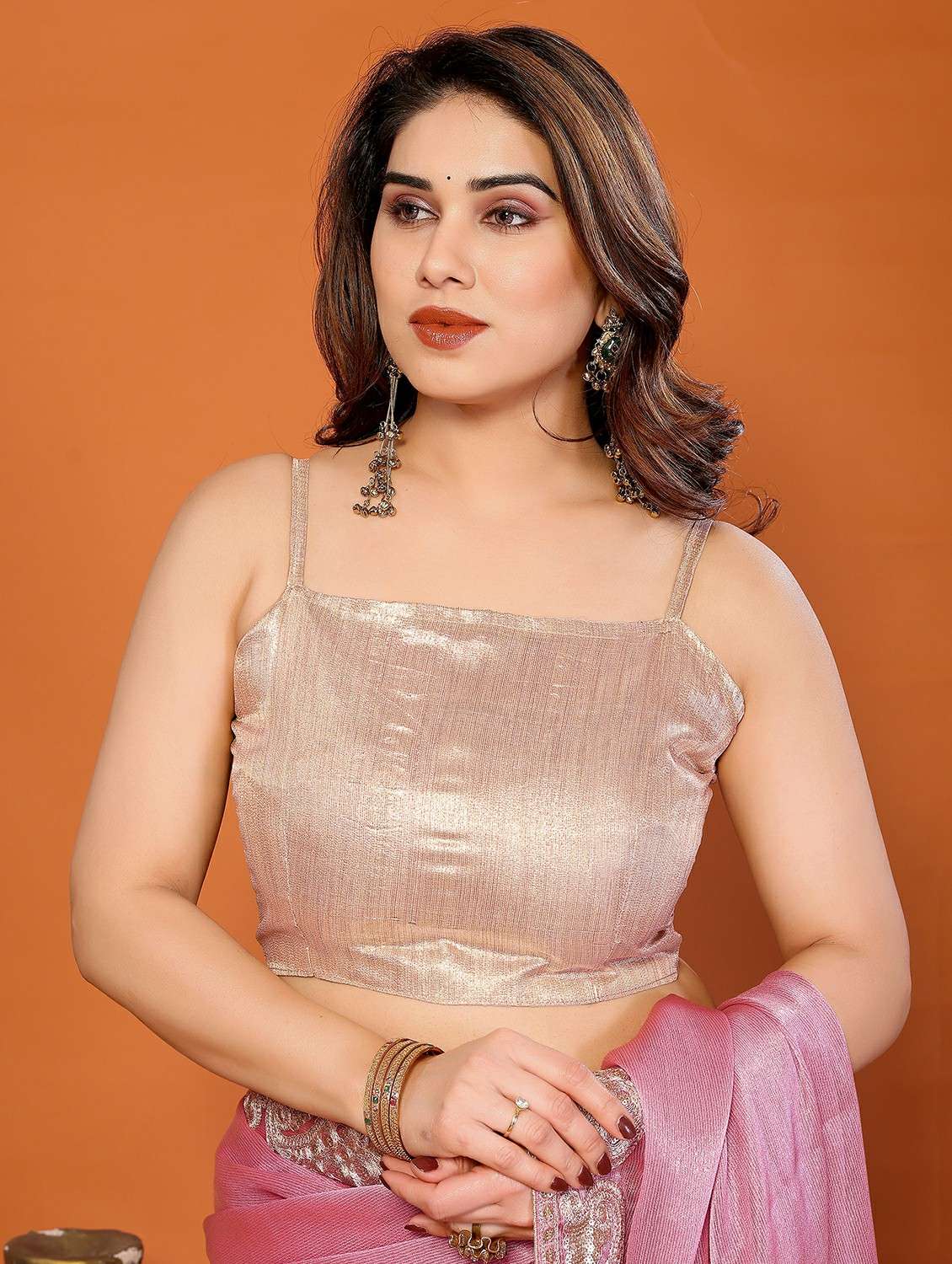 women solid with bordered saree with blouse - 22439672 -  Standard Image - 5