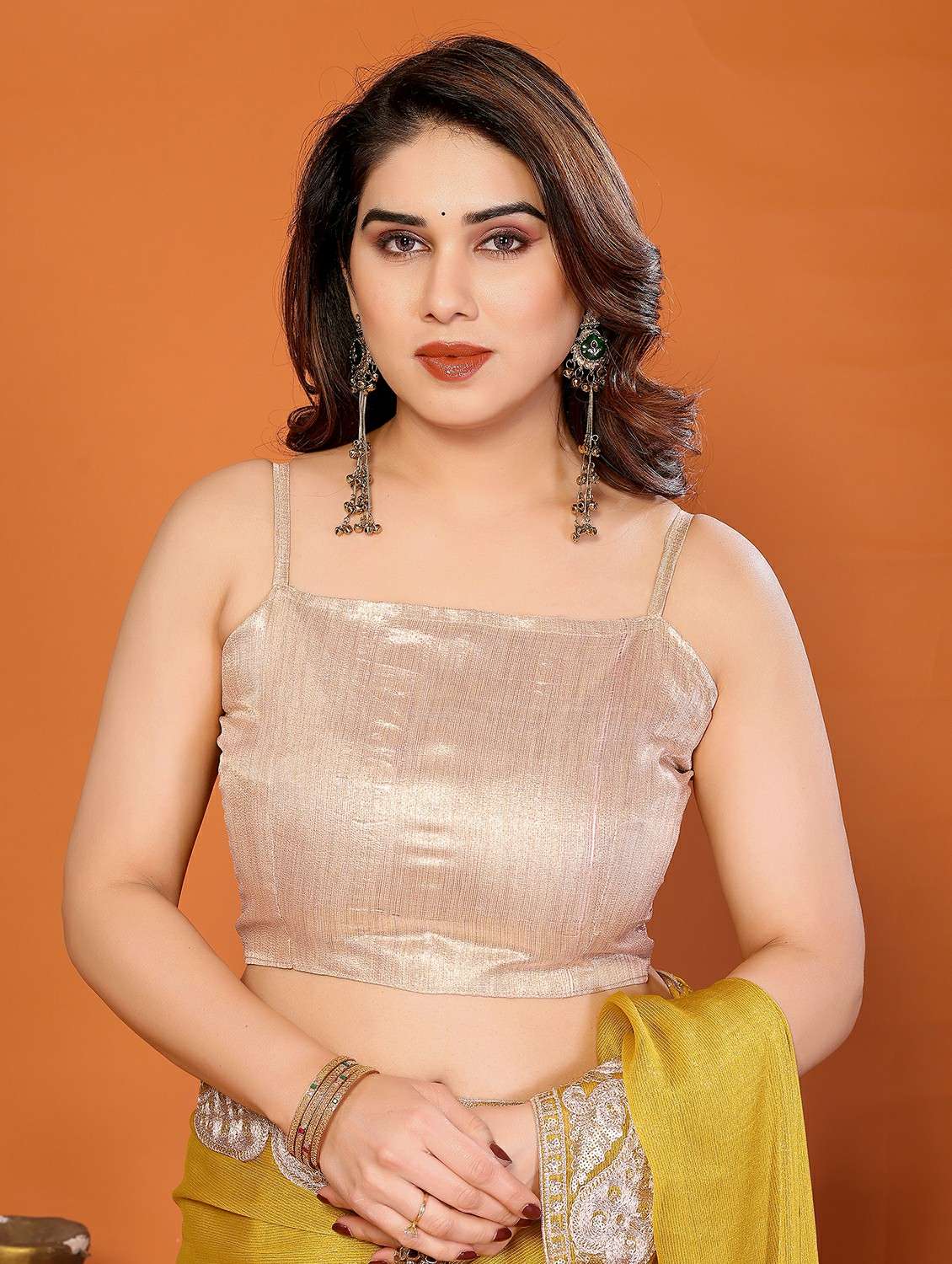 women solid with bordered saree with blouse - 22439675 -  Standard Image - 5