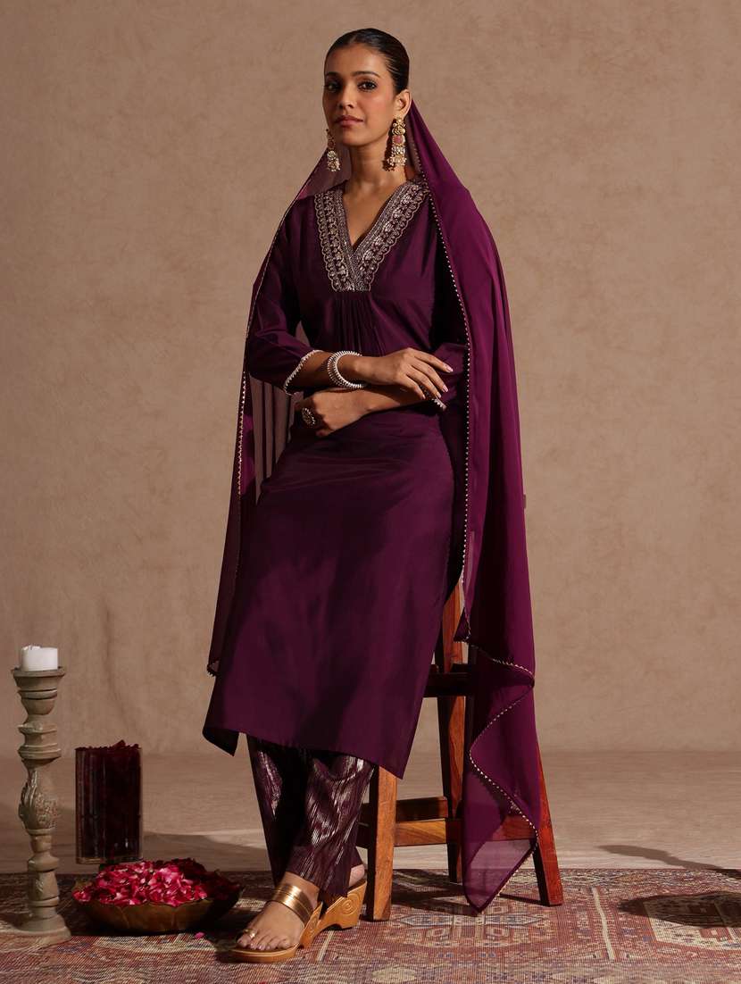 women purple kurta dupatta set - 22439865 -  Standard Image - 3