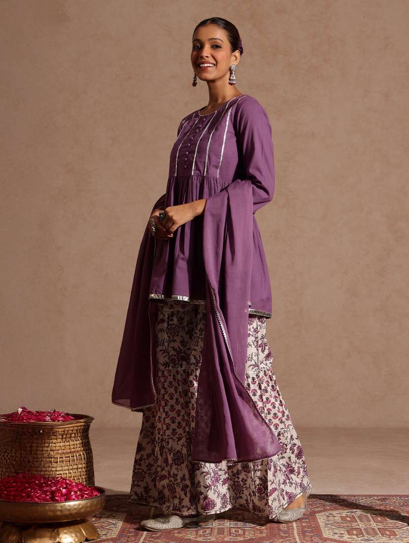 womenpink kurta dupatta set - 22439876 -  Standard Image - 3