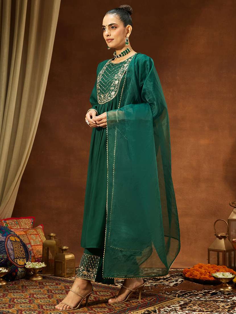 women bottle green kurta dupatta set - 22439897 -  Standard Image - 3
