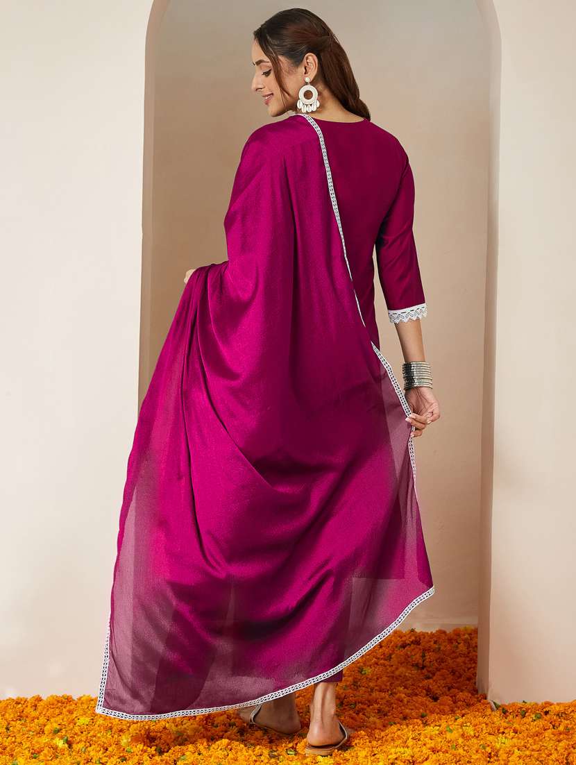 women pink kurta dupatta set - 22439901 -  Standard Image - 5
