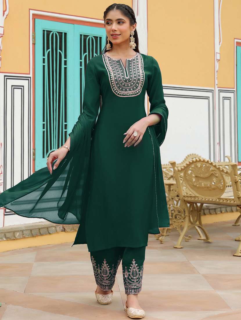 women green kurta dupatta set