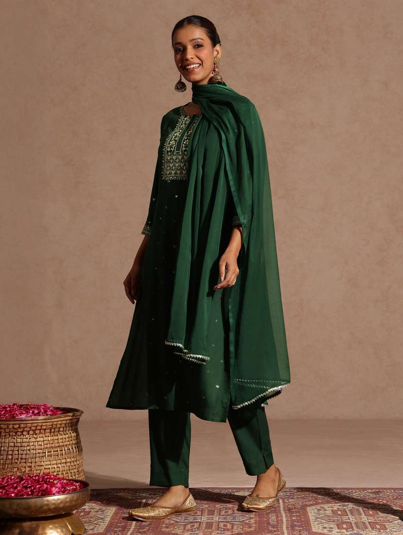 women green kurta dupatta set - 22439903 -  Standard Image - 3