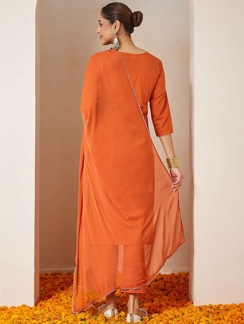 women orange kurta dupatta set - 22439910 -  Standard Image - 5