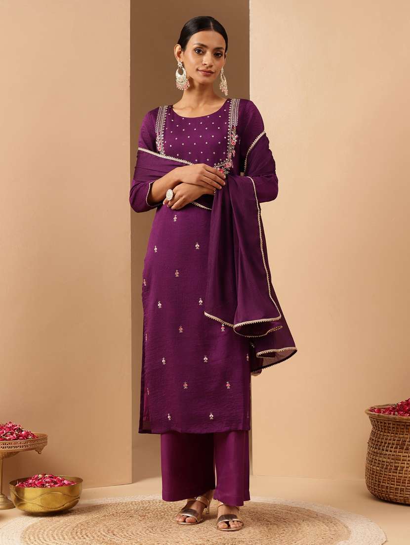 women three quarter sleeve kurat and pant with dupatta set